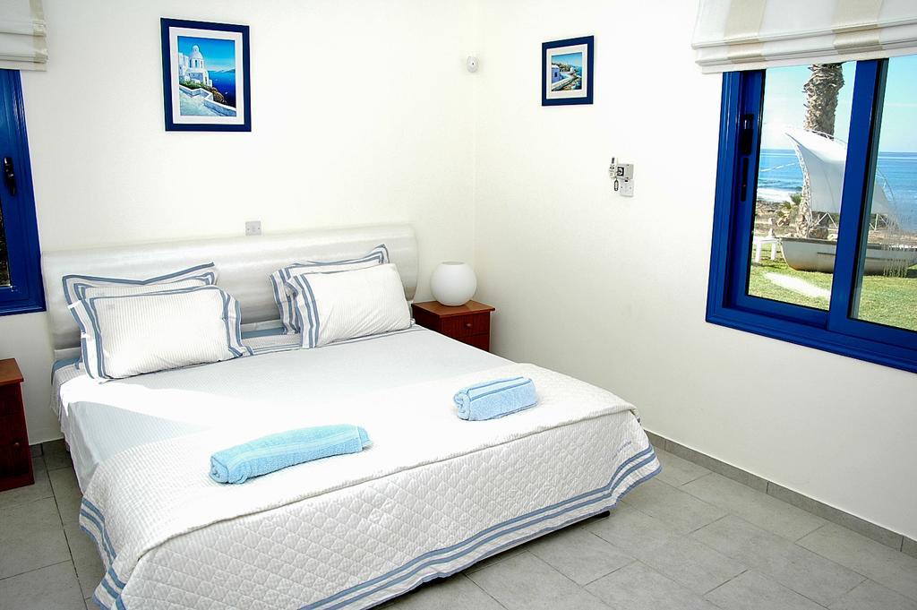Kymmates Beach Front Villas Paphos Exteriér fotografie