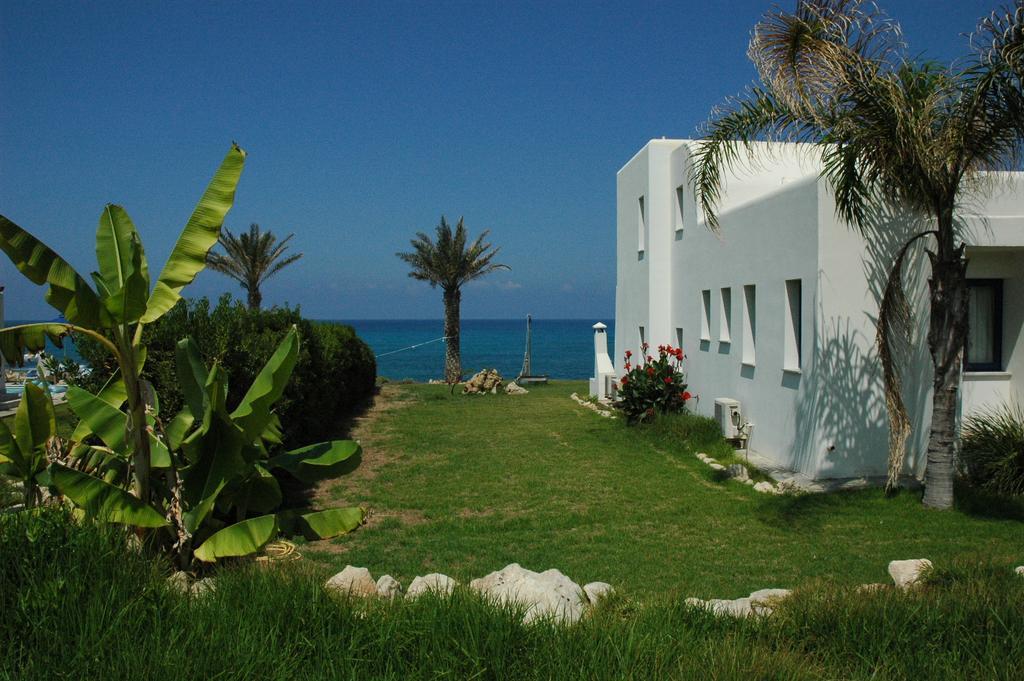 Kymmates Beach Front Villas Paphos Exteriér fotografie