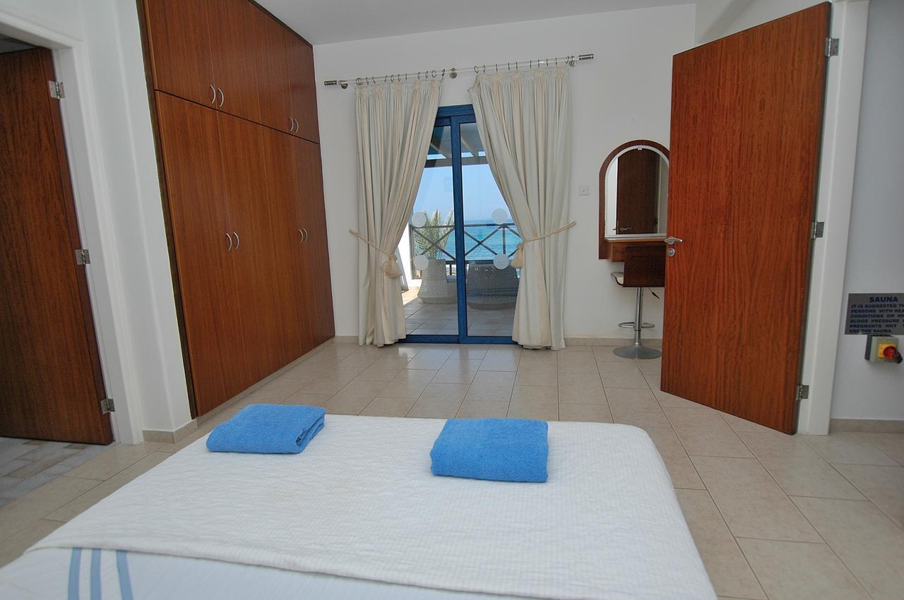 Kymmates Beach Front Villas Paphos Exteriér fotografie